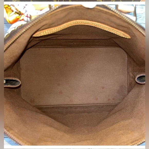 AUTHENTIC LOUIS VUITTON ALMA PM - Picture 9 of 10